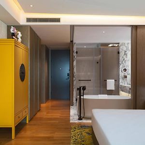 Premier King Room